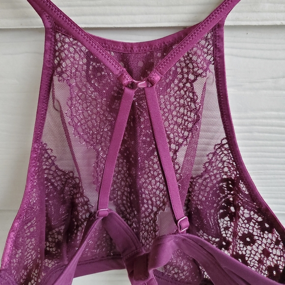 Victoria's Secret Sheer Burgundy Lace Bralette - Picture 14 of 16